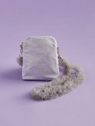 【WEB限定】柔美薄紗背帶品牌鑲鑽側背包(08000342800) - Maison de FLEUR