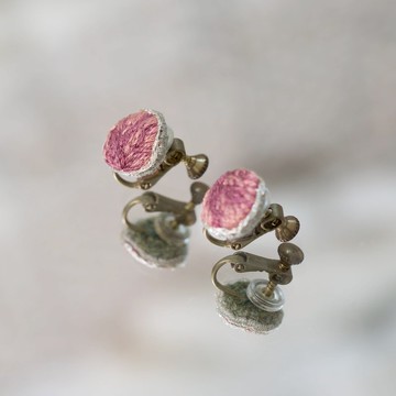 果實刺繡耳環 野莓