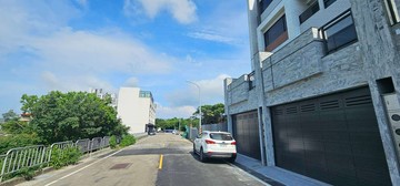 沙鹿後火車站全新電梯豪墅五間套房臨10米路｜台中市梧棲區興農路
