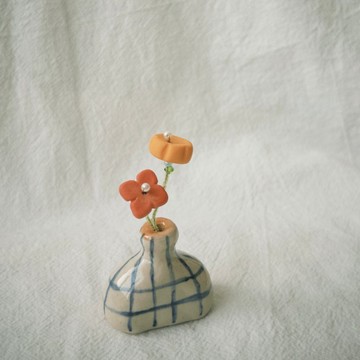 陶瓷格仔小花瓶