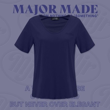 V領彈力刺繡弧度字短T