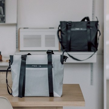 【Citiesocial新年2026限時7折起】【 NEO 全新系列 】Horizontal Tote 橫型托特包 - 三色選購 蟬翼白