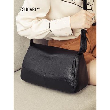 女包包2025新款時尚真皮單肩包女大包簡約百搭軟皮大容量斜挎潮包