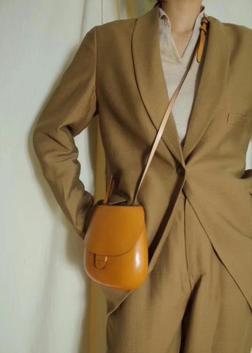 貝殼包 韓新品小眾設計ins復古文藝簡約斜背馬鞍包森系百搭側背貝殼包女【林之舍】