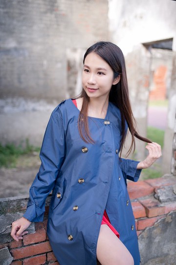 unni英式復古防水風衣 雨衣 raincoat 雨風衣 防風 防潑水 風衣