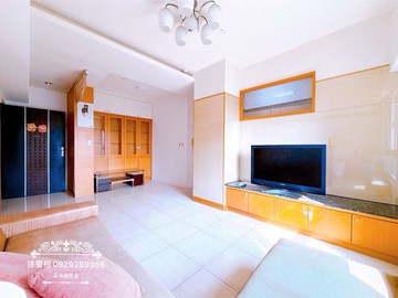 三面都被公園環繞的❤️氧樂多三房+車位❤️｜高雄市楠梓區加宏路