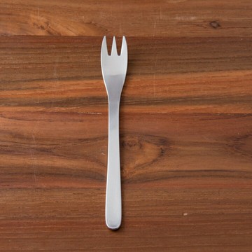 柳宗理點心叉15cm《叉子 蛋糕叉 叉子 點心叉 日本餐具 柳宗理》