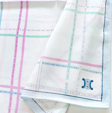 Celine 古著絲巾 – 織紋棉佐多彩格紋線條 23 x 22.5 英吋