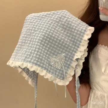 台灣熱賣法式baby藍色愛心格紋蕾絲頭巾複古ins風小衆設計三角巾包頭絲巾 KK3I