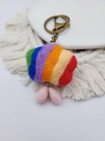 珮寧手作│彩色雲朵-六彩│羊毛氈.鑰匙圈.吊飾.掛件