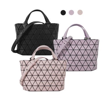 ISSEY MIYAKE 三宅一生 BAOBAO CRYSTAL MATTE啞光斜背手提兩用包(