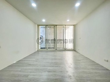 大里雙公園旁大地坪全新整理臨路透天｜台中市大里區善化路