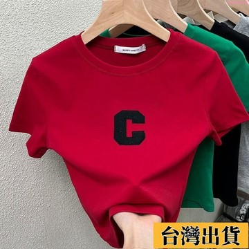 🌟新店優惠🌟2025新款夏季時尚純棉C字母短袖T恤女 時尚洋氣短袖打底衫紅色短版上衣 簡約通懃 修身印花短袖
