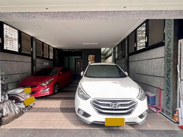 ⭐獨家專約⭐八卦寮⭐臨路大地坪⭐電梯邊間面寬雙車墅｜高雄市仁武區德榮街