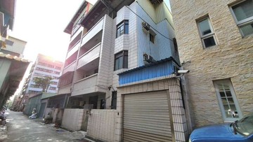 佛公國小6房 11米大面寬車庫透天｜高雄市前鎮區佛公路