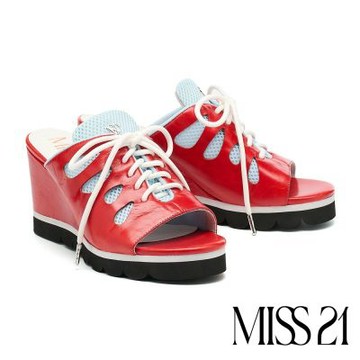 拖鞋 MISS 21 帥氣賽車俱樂部LOGO異材質綁帶楔型高跟拖鞋－紅