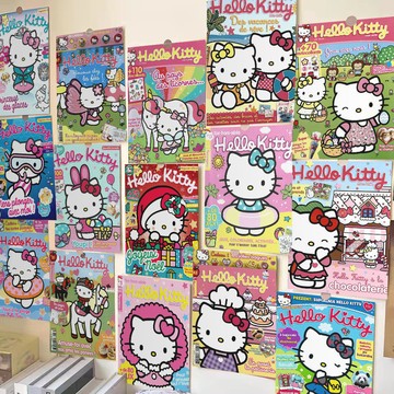 臺灣/✨Hello Kitty凱蒂貓可愛雜誌卡通海報哈嘍kt臥室宿舍裝飾拍照海報