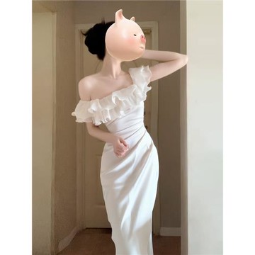 法式白色一字肩荷葉邊連衣裙子女夏季純欲風氣質收腰包臀魚尾長裙