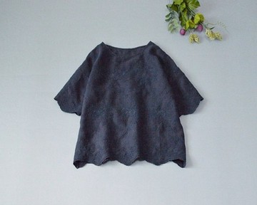 100% 亞麻全刺繡，寬鬆風格大人可愛風短袖上衣♪