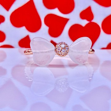 夢幻花園 - 18K金心形白冰翡翠蝴蝶結鑽石戒指