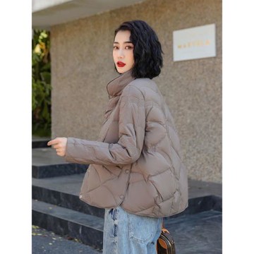 2025新款祥云短款羽絨服女冬季小個子輕薄休閑時尚黑色大碼外套