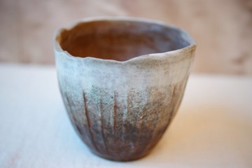 手捏粉引日式茶杯 240 ml  湯吞杯 主人杯 蕎麥杯 陶杯