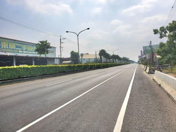 屏東市高雄國軍總醫院台27線上大面寬方正農地｜屏東縣屏東市龍華段