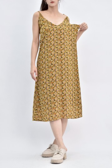 (S) lizza cut five質感細肩帶橘色洋裝