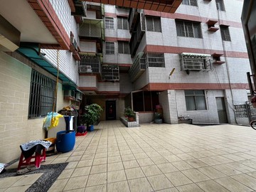 草衙捷運站小資族最愛陽台進出"電梯公寓"三樓三房｜高雄市前鎮區佛東路