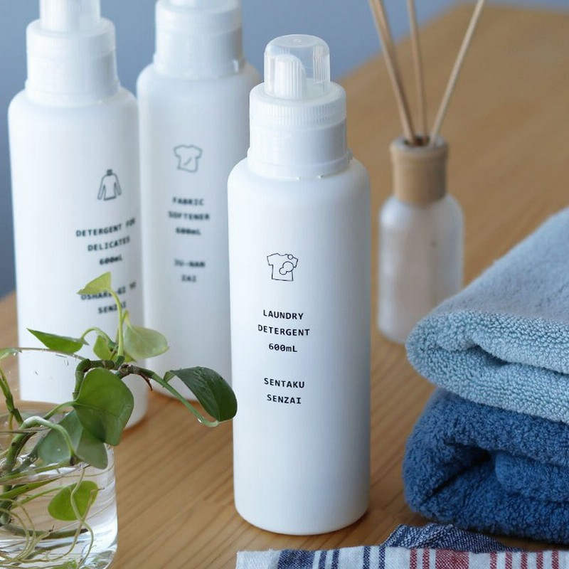 洗濯洗剤用詰め替えボトル イレモノ ランドリー ディスペンサー おしゃれ着 赤ちゃん衣類 柔軟剤 ソープボトル 詰め替え用 洗濯 洗剤 おしゃれ シンプル 通販 Lineポイント最大0 5 Get Lineショッピング