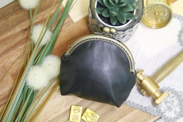 【Gi LAI】*全手縫* 11Cm打角口金包-黑色小羊皮