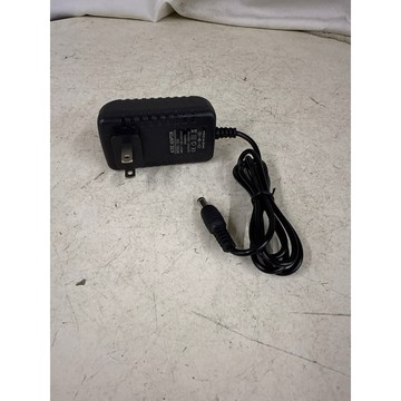 變壓器  DC 9V 12V 2A 110V-240V  監視器