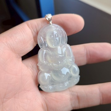 逸品軒~天然緬甸玉A貨-R2560-18K金扣頭冰玻種觀音 長52.8mm寬34.3mm厚5.5mm 種水好，玉質細膩