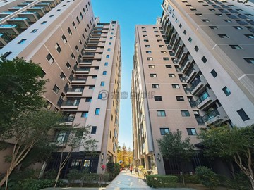 北屯｜中高樓層・超低價三房＋平面車位｜台中市北屯區環太東路