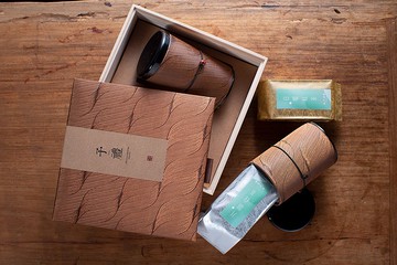 【年節送禮首選】予禮 / 金絲紋緞面 / 心意獻禮 /