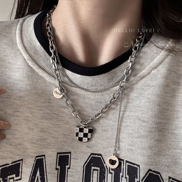 雙層小熊棋盤格衛衣項鏈女ins嘻哈毛衣鏈春早鈦鋼不掉色裝飾配飾