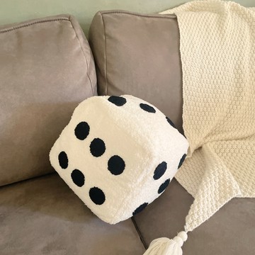 [窩在家] 擲出好運骰子抱枕 聖誕節 交換禮物 搞怪 閨蜜