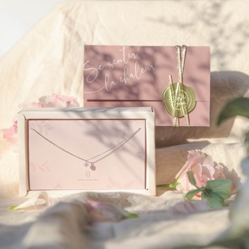【Isha Jewelry】LINE 禮物獨家優惠！法式浪漫禮盒組 | 美好繁花純銀項鍊禮盒。經典。專屬。獨一無二