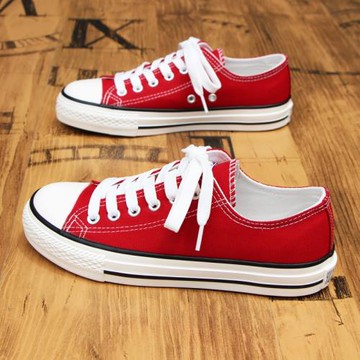 環球正紅帆布鞋女春季2026年新款ulzzang百搭薄款ins潮紅色板鞋子