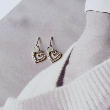 現貨專區｜垂墜小愛心耳環(BPE77)｜送禮精選店家★Reyna jewelry 女王飾品