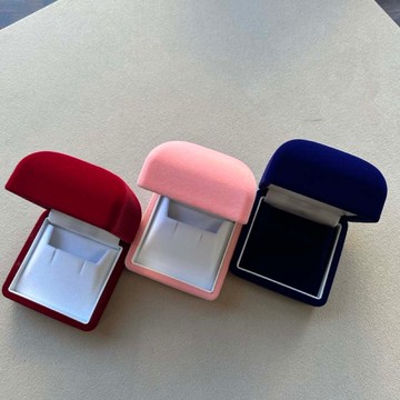 絲絨珠寶盒 / 適用耳針,耳勾式耳環