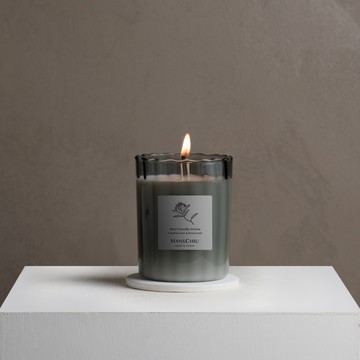 寵物友善｜曜黑香氛蠟燭 乳香＆花梨木