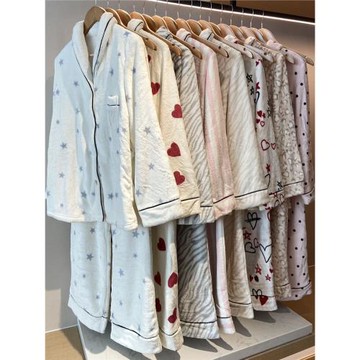 明星同款！8色！女士柔軟加厚法蘭絨暖舒絨套裝家居服秋冬新