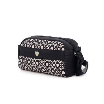 FILA官方直營 愛心滿版斜背包-黑色 BMZ-5301-BK