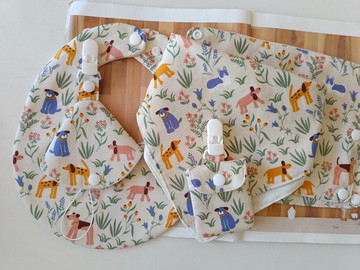 【5日內出貨】小狗 彌月禮物 嬰兒圍兜 揹帶口水巾 平安符袋