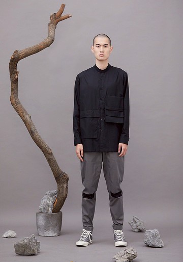 Pile 立體口袋長襯衫 - 黑