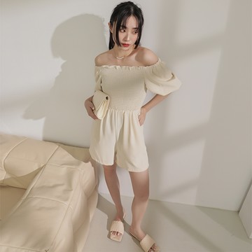 韓系壓褶連身短褲-杏【KT23630】