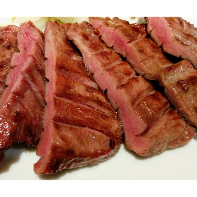 お歳暮 肉厚 牛タン 600ｇ 通販 最高級牛タン 厚切り 200g×3パック 仙台名物