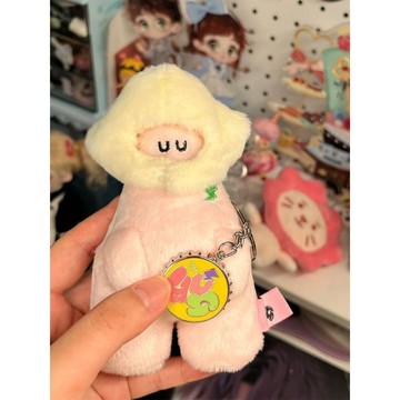 拒絕無聊⚠️王源hug玩偶演唱會周邊物料音樂形象小哈哈玩偶10cm毛絨掛件禮物