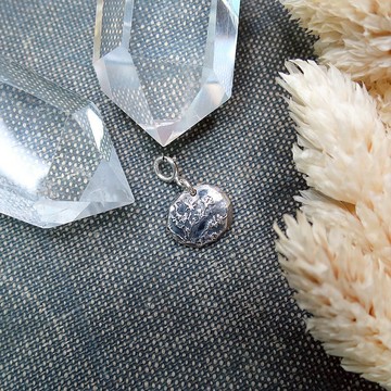 VIIART。小蘭花。復古手作純銀吊墜925銀|一物一拍做舊切面吊墜